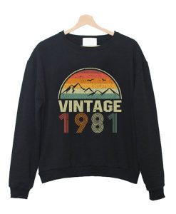 Classic Vintage 1981 Birthday Gift Idea Crewneck Sweatshirt